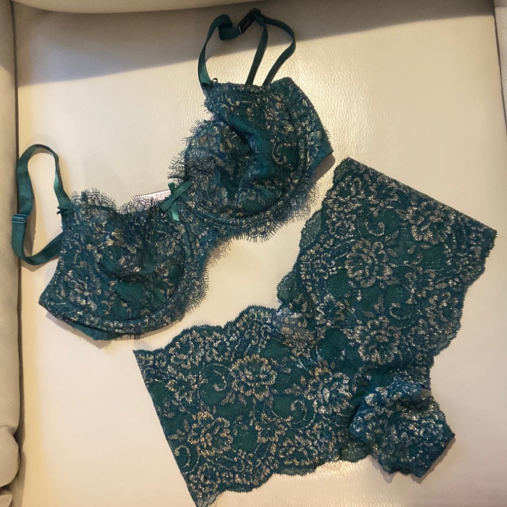 Victoria’s Secret Set
